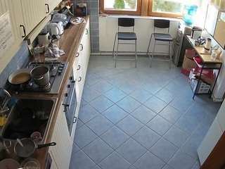 voyeurcam julmodels kitchen 2